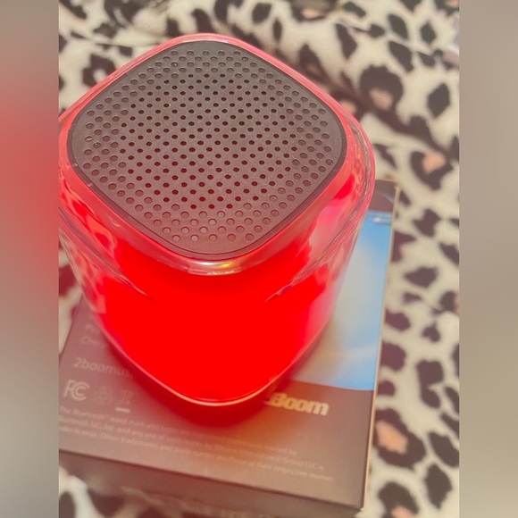 -Bluetooth Speaker- - Picture 9 of 11